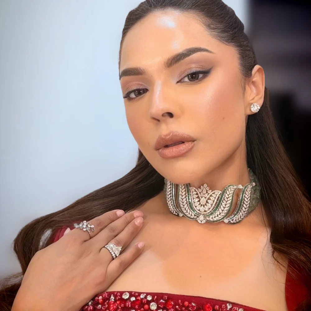 green emerald chocker